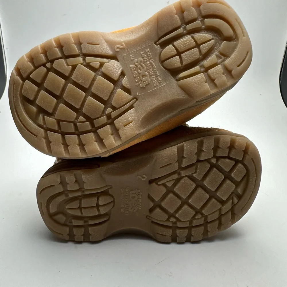 Totes Brown‎ Baby Moccasin Walkers Soft Sole size 2